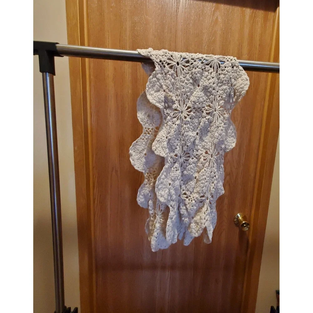 Doily Hand made brown Crocheted Table Runner 40